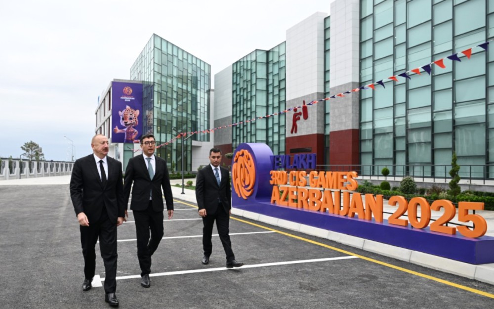 Prezident Yevlax Olimpiya İdman Kompleksinin açılışını edib/ FOTOLAR