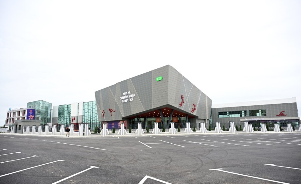 Prezident Yevlax Olimpiya İdman Kompleksinin açılışını edib/ FOTOLAR