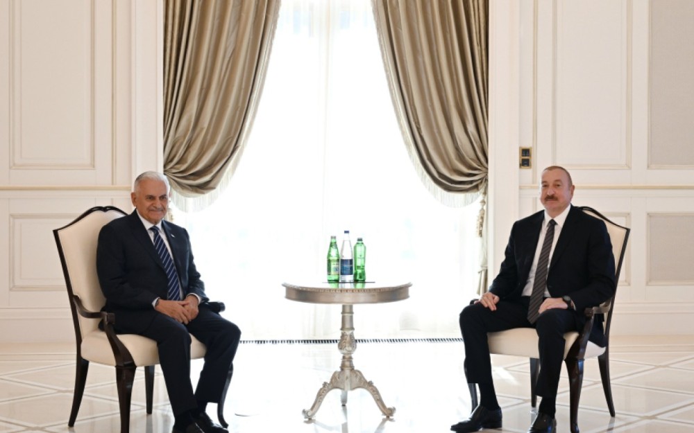 İlham Əliyev Qəbələdə Binəli Yıldırımı qəbul etdi - FOTO