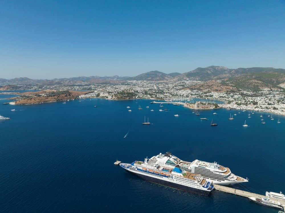 Türkiyənin kruiz turizmi son 12 ilin zirvəsinə çatdı, 18 limanda 1,5 milyon sərnişin qəbul edildi –FOTOLAR