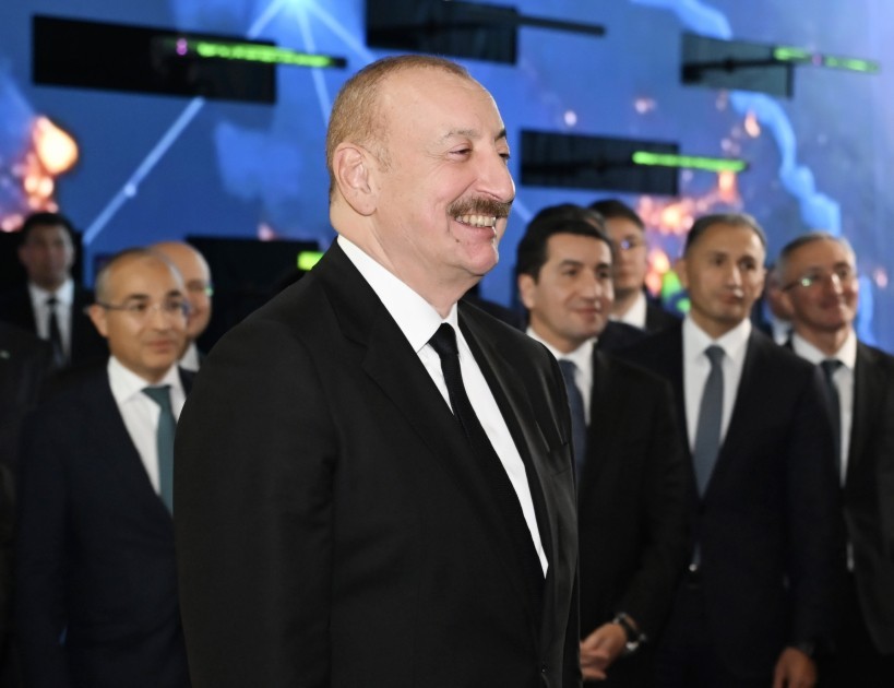 Prezidentlər “Alem.ai” Beynəlxalq Süni İntellekt Mərkəzində olublar - FOTOLAR