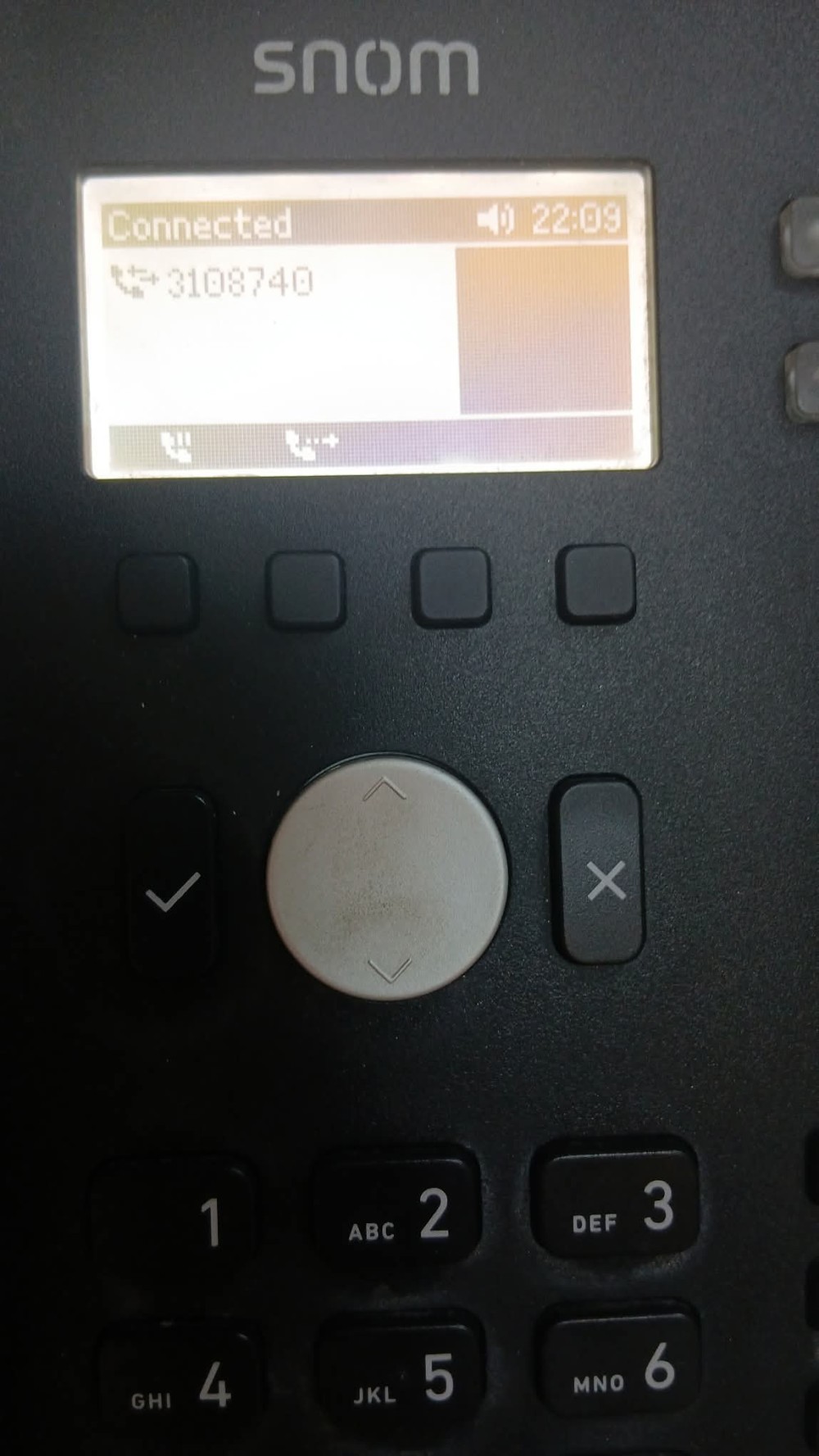 “20 gündür məhsulum anbarda qalıb, zənglərə də cavab vermirlər” — vətəndaş karqo şirkətindən şikayətçidir