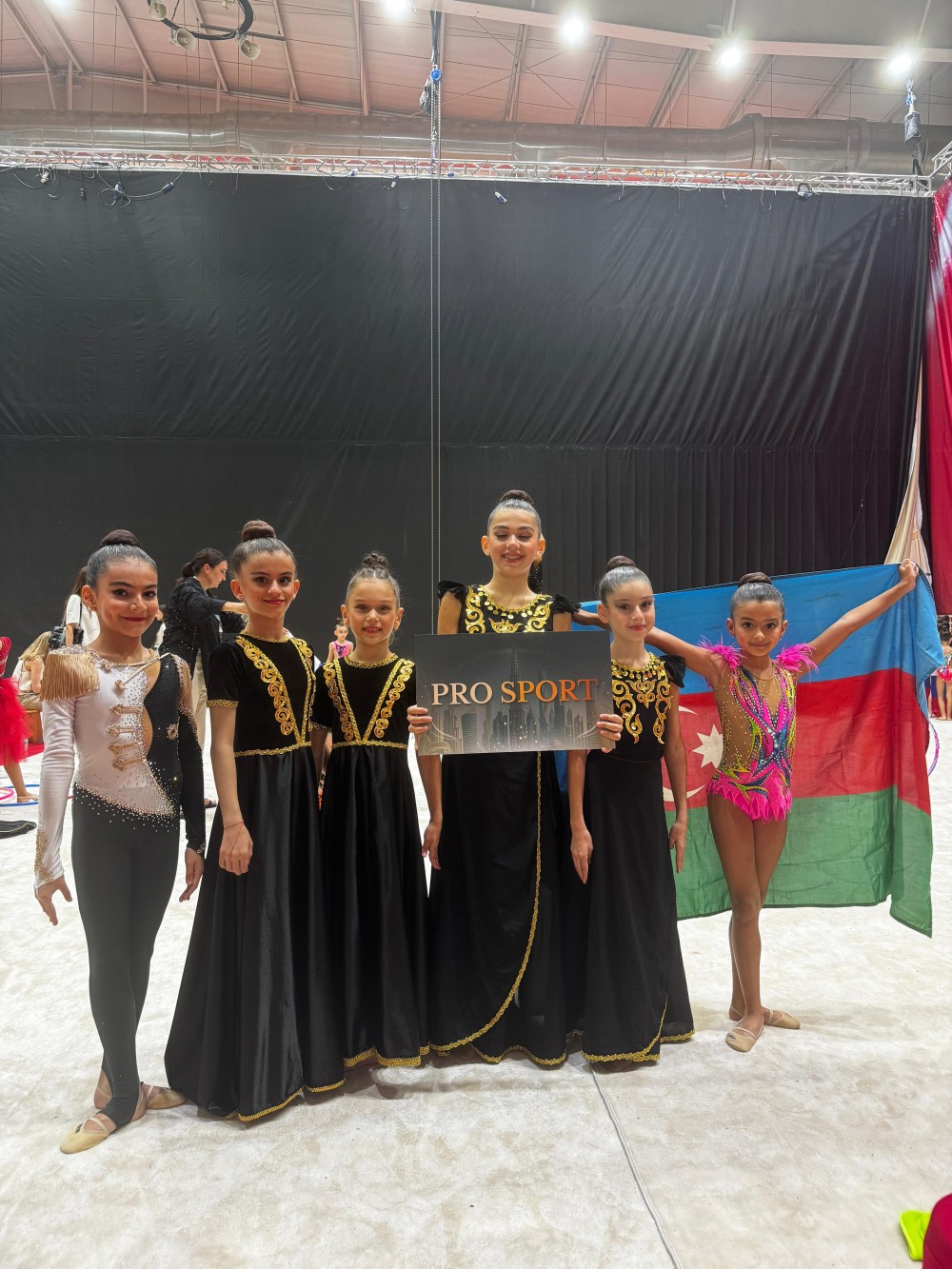 ProSport Gimnastika Klubunun yetirmələri Dubayda keçirilən beynəlxalq turnirdə uğur qazanıblar/ FOTOLAR