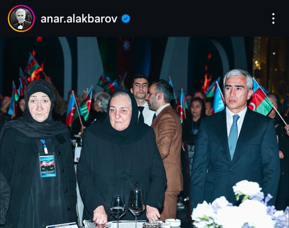 Anar Ələkbərov Zəfər Günü münasibətilə təbrik etdi