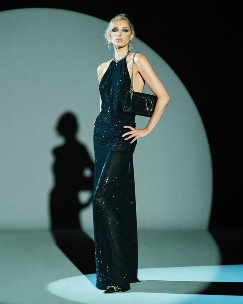 Victoria’s Secret modeli Elza Hosk Gucci üçün çəkilişdə iştirak edib