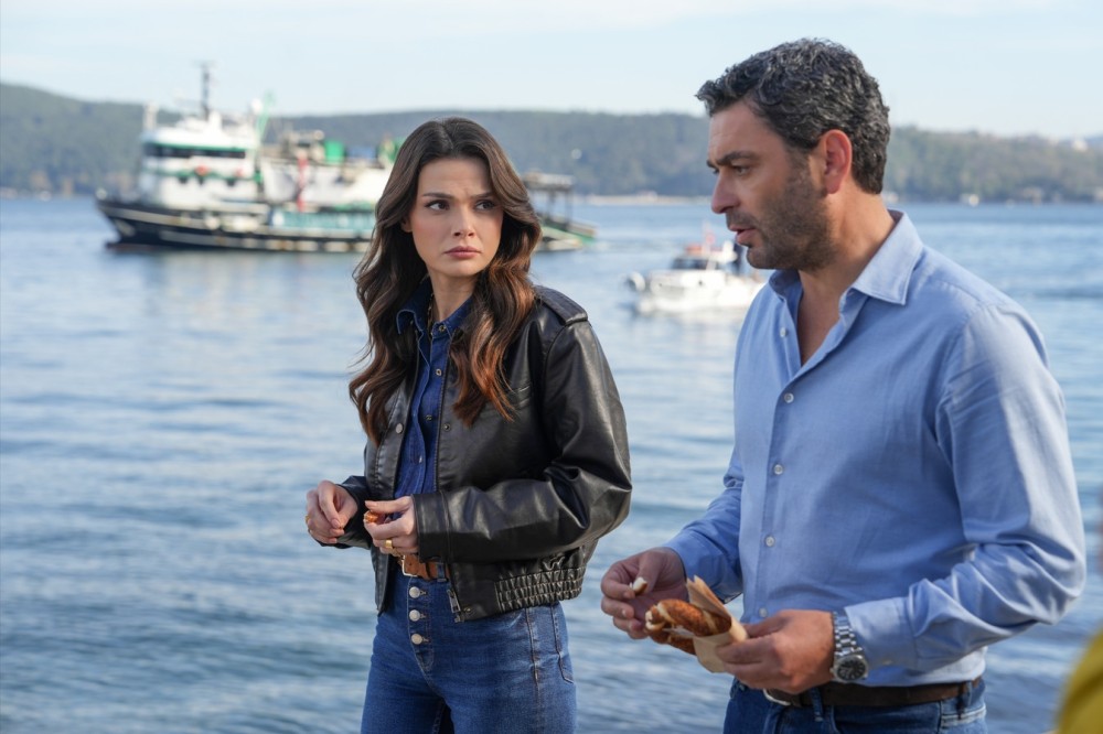 GoTürkiye-nin 10 seriyalı yeni mini-serialı “Bir İstanbul Hekayəsi” YouTube-da yayımlanıb -FOTOLAR