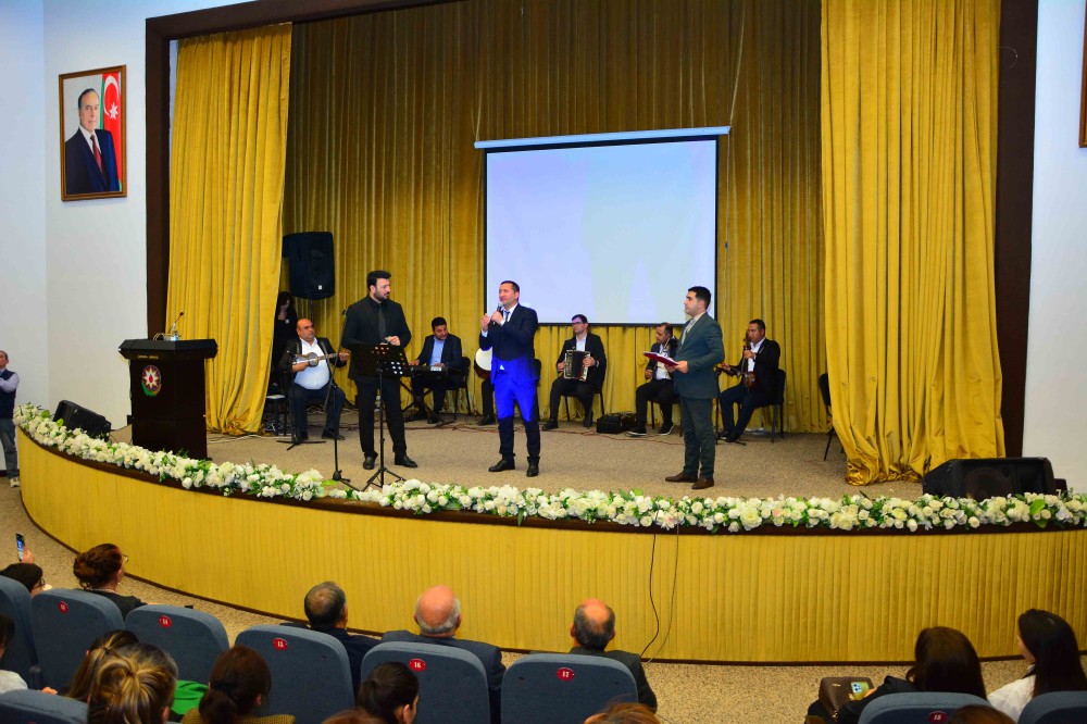 Nüsrət Kəsəmənlinin 80 illik yubileyi doğma Ağstafa rayonunda qeyd olunub 