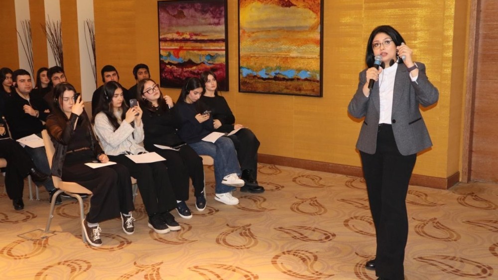 "Media Savadlılığı" Həftəsi çərçivəsində gənclərə təlimlər keçirilib -FOTOLAR