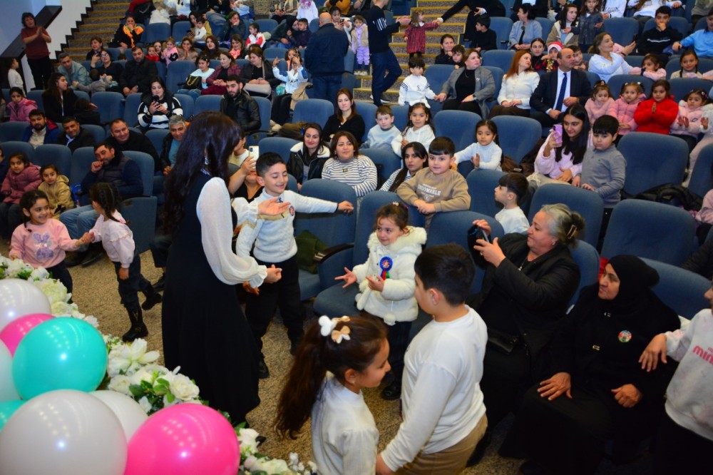 Ağstafada şəhid və qazi övladları üçün Yeni il şənlikləri təşkil olunub -FOTOLAR