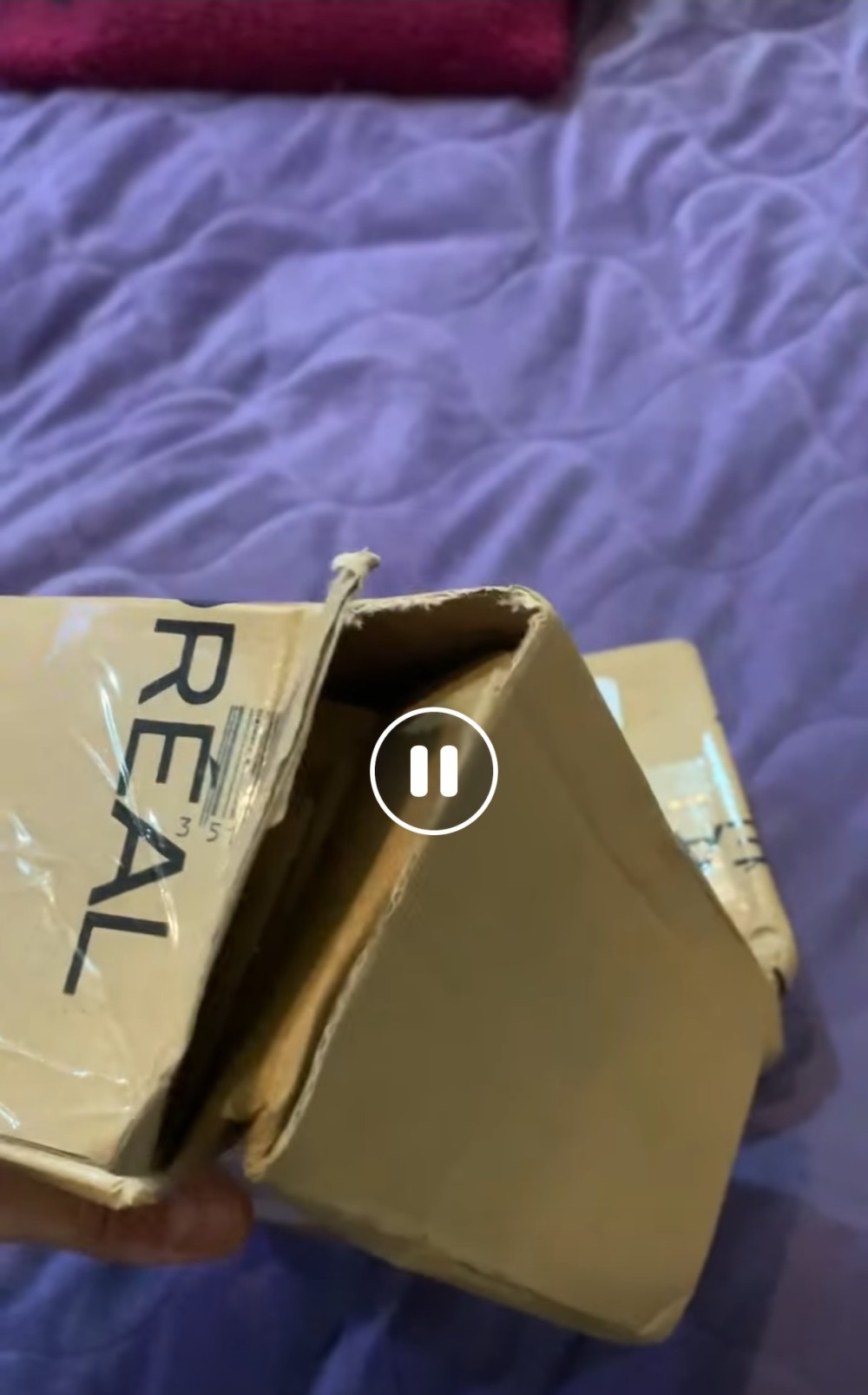 "Kargolux"la bağlı ciddi iddia: Bağlamalar açıq və yararsız vəziyyətdə müştərilərə təqdim olunur