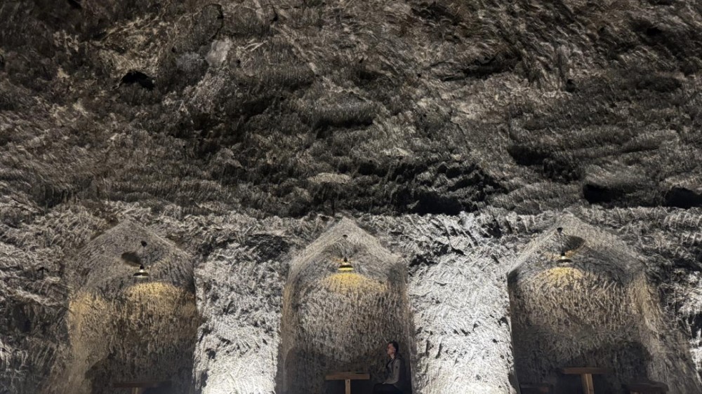 Yeraltı duz mədənini rekord sayda turist ziyarət edib -FOTOLAR